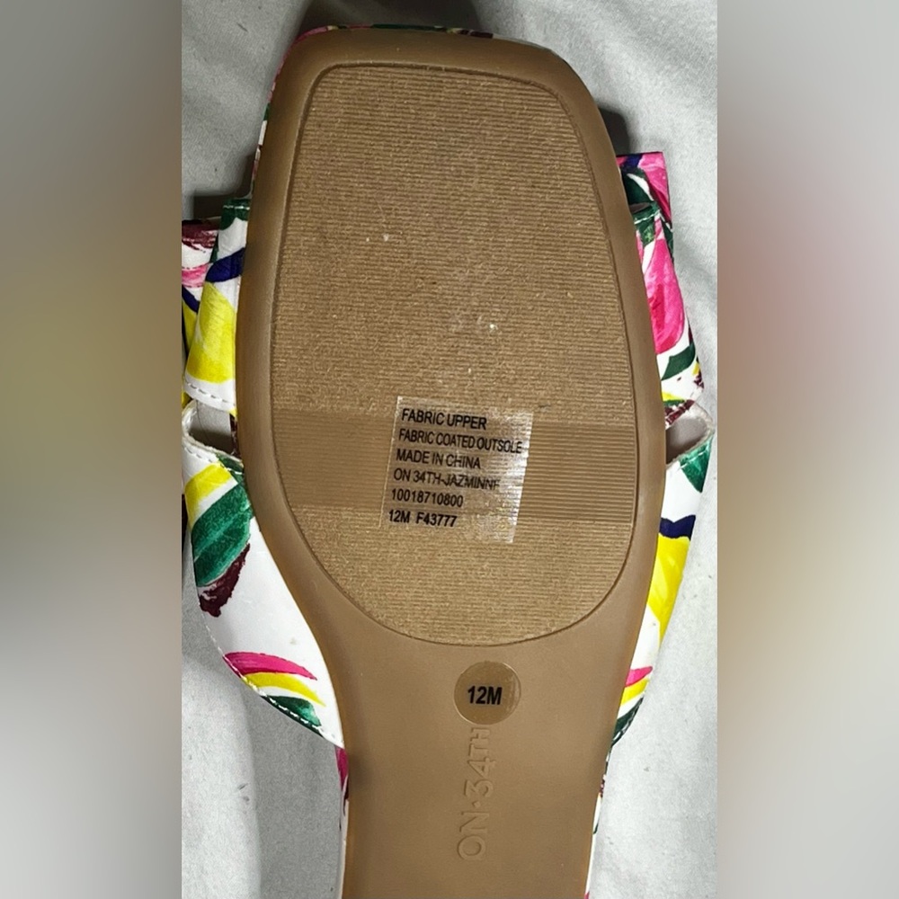 Sandals, Size 12, UsedOnce - Picture 4 of 4